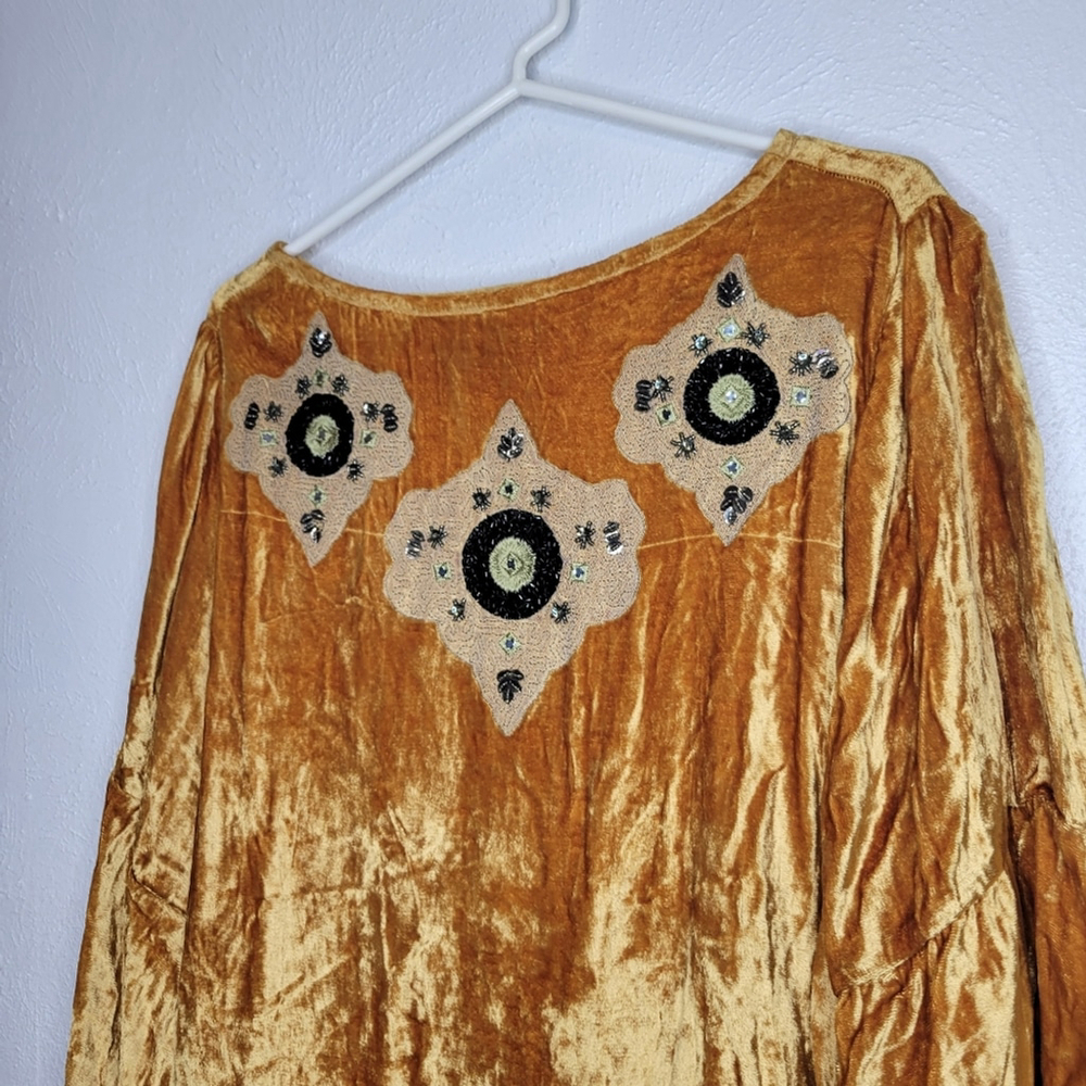 Anthropologie Seen Worn Kept Carina Beaded Velvet Blouse Women's Size 2XL - Picture 5 of 12